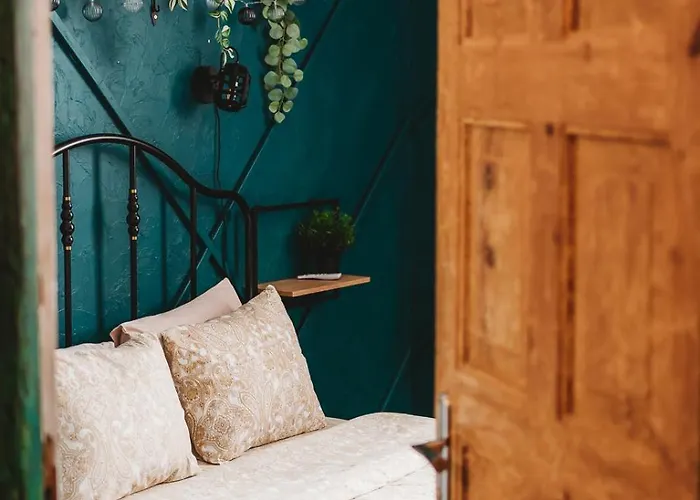 Апартаменты Unique 2 Bedroom In The Old Town Таллин