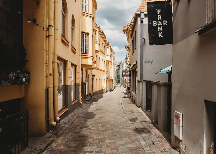 Unique 2 Bedroom In The Old Town *