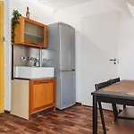 Appartement Unique 2 Bedroom In The Old Town