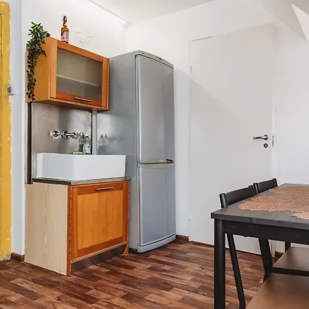 Apartment Attractive 2 Bedroom In The Old Town